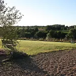 Bed & Breakfast La Champreniere Saint-Paul-en-Pareds