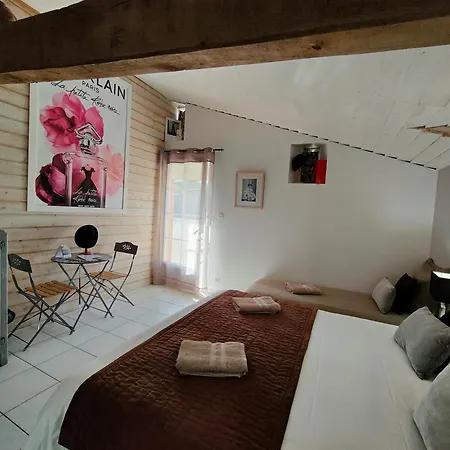 Bed & Breakfast La Champreniere 3*