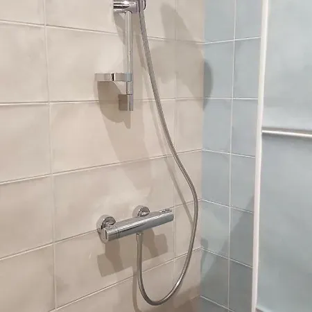 La Champreniere לינה וארוחת בוקר 3*