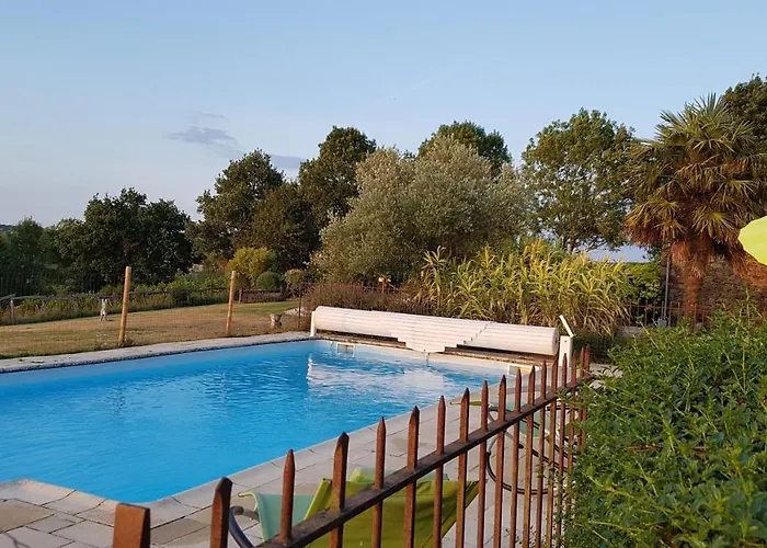 住宿加早餐酒店 查姆普乐尼尔住宿加早餐旅馆 Saint-Paul-en-Pareds