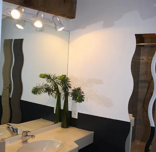 查姆普乐尼尔住宿加早餐旅馆 Saint-Paul-en-Pareds