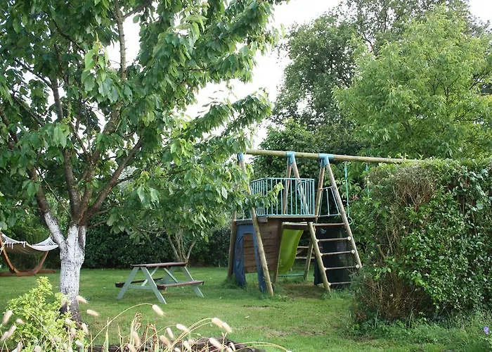 查姆普乐尼尔住宿加早餐旅馆 住宿加早餐酒店 Saint-Paul-en-Pareds