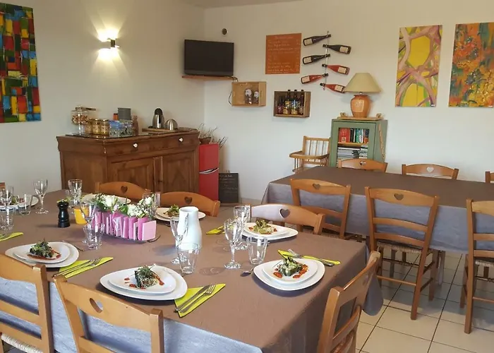 住宿加早餐酒店 查姆普乐尼尔住宿加早餐旅馆 3*